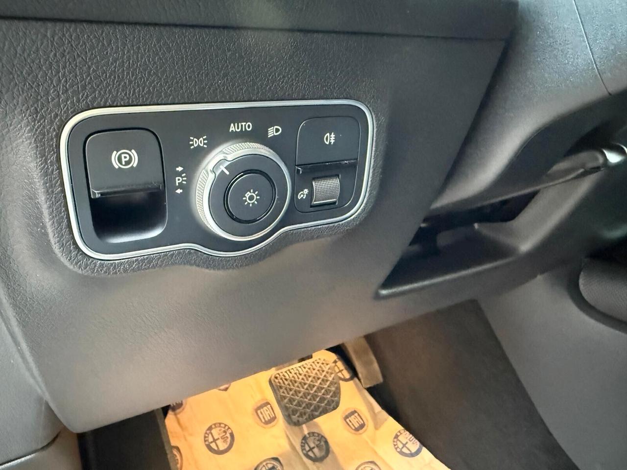 Mercedes GLB 220 2.0d 190cv 4Matic 2023