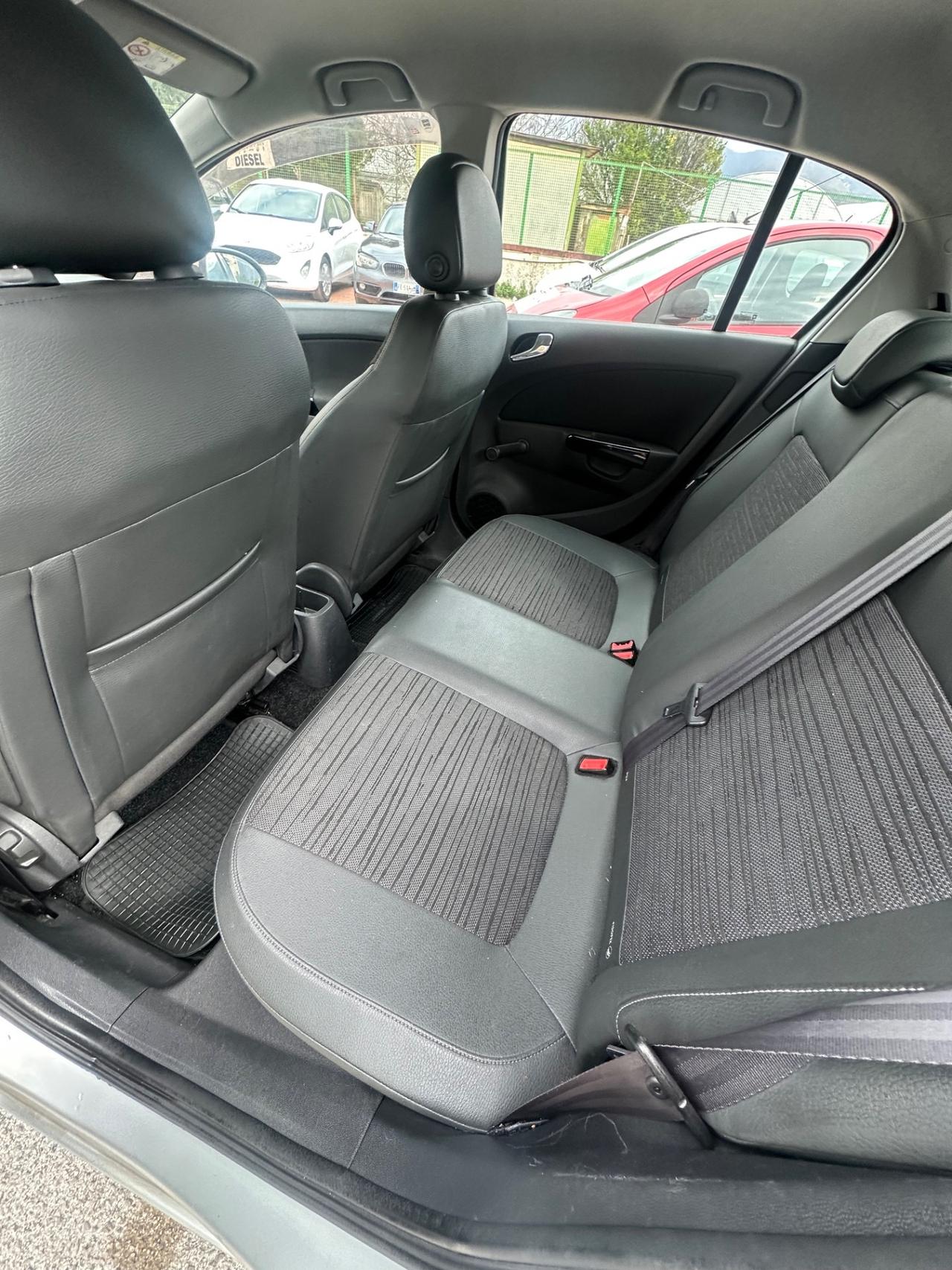 Opel Corsa 1.2 85CV 5 porte GPL-TECH Edition