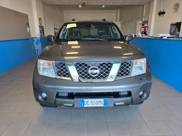 Nissan Pathfinder 2.5 dCi LE