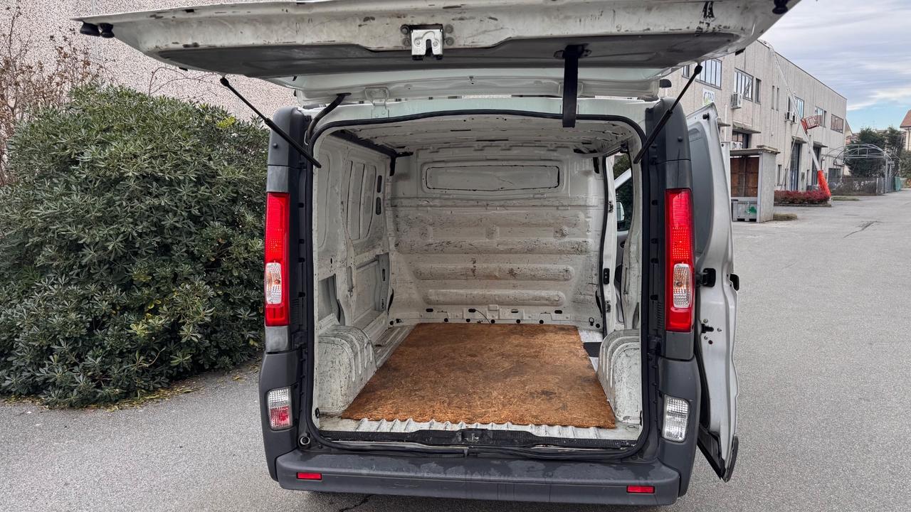 Renault Trafic 2.0dci 115CV