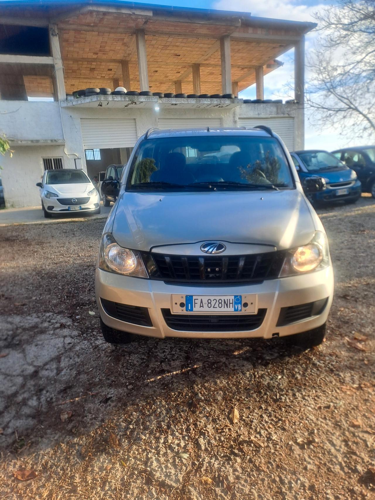 Mahindra Quanto C8 2.2 4x4 N1