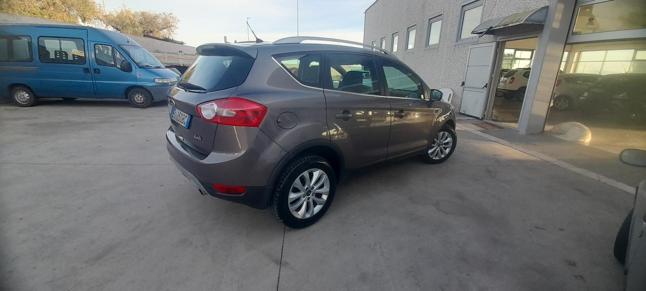 Ford Kuga 2.0 TDCI 163 CV 4WD Powershift Titanium