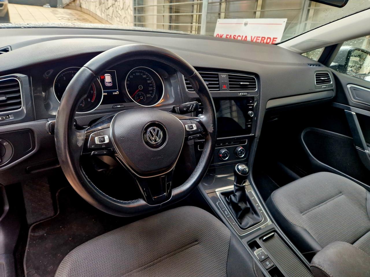 Volkswagen Golf 1.0 TSI 110 CV 5p. Trendline BlueMotion Technology