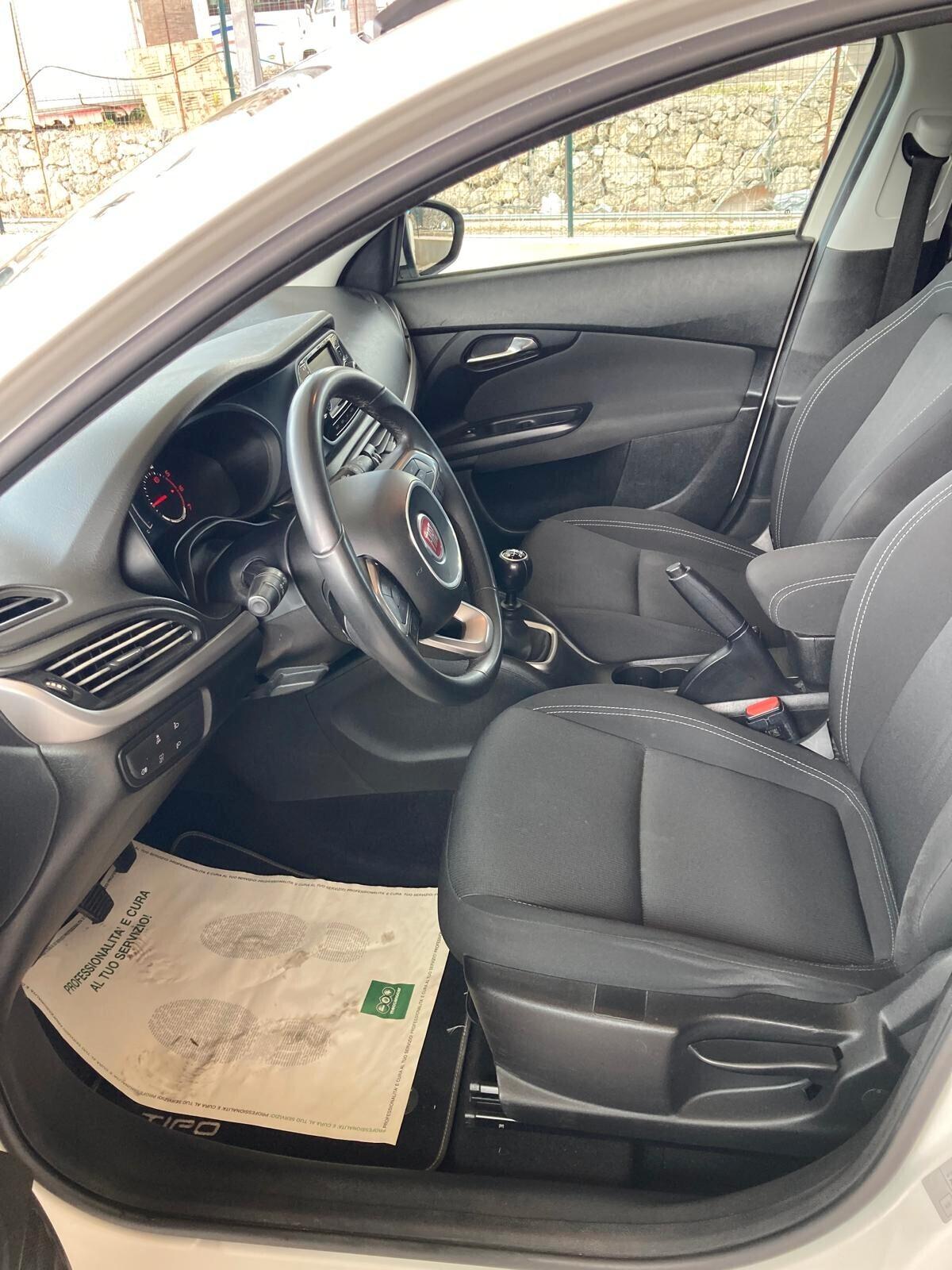 Fiat Tipo 1.6 Mjt S&S SW Lounge