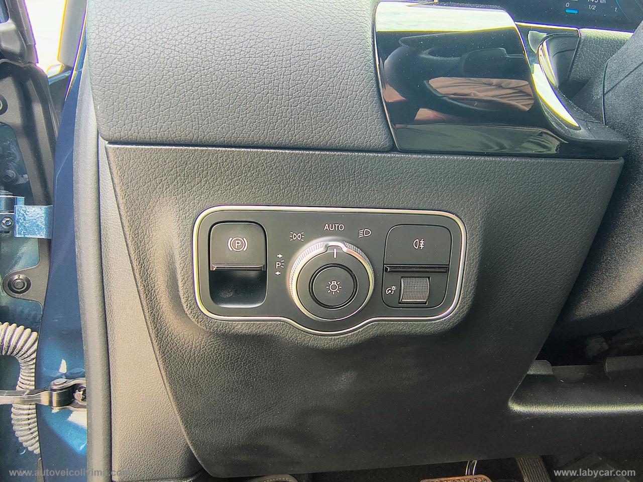 MERCEDES-BENZ B 180 d Automatic Business Extra