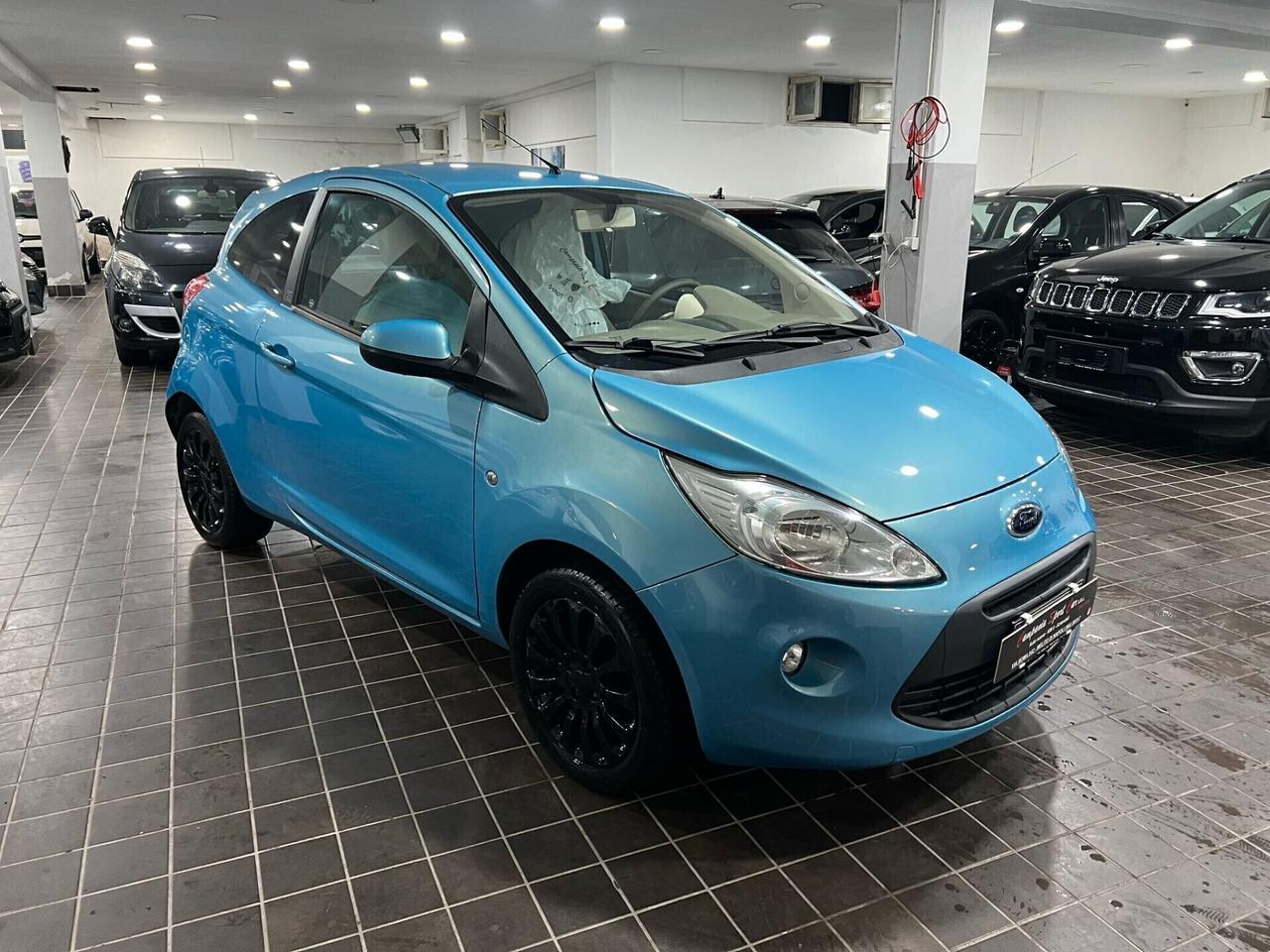 NUOVA FORD KA TITANIUM 1.2 BENZ 70CV
