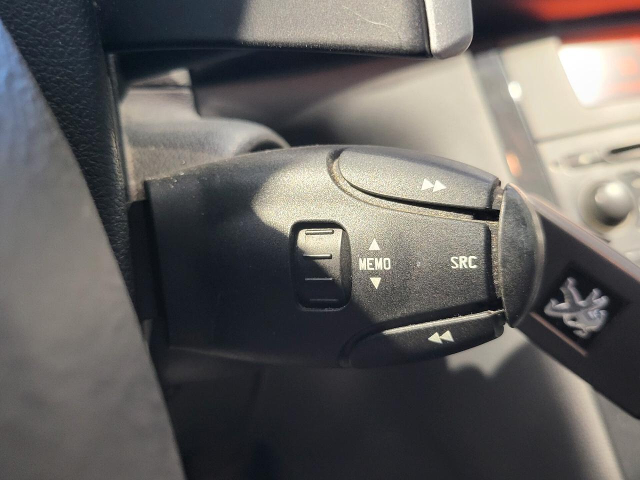 Peugeot 3008 - 2010 1.6 HDi 110CV Automatica