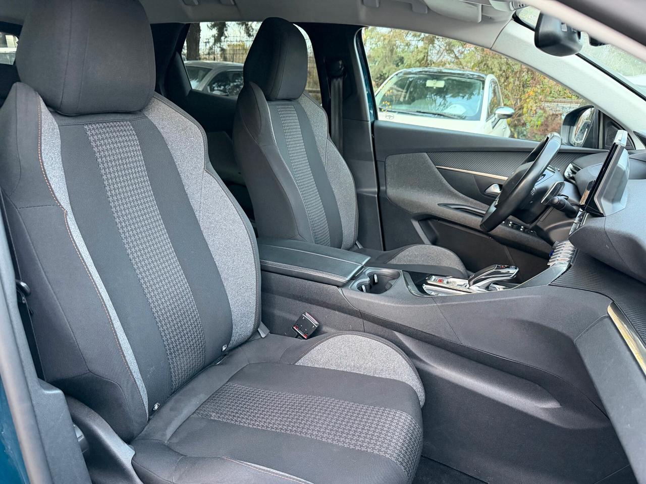 Peugeot 3008 BlueHDi 130 S&S EAT8 Allure Pack 2021