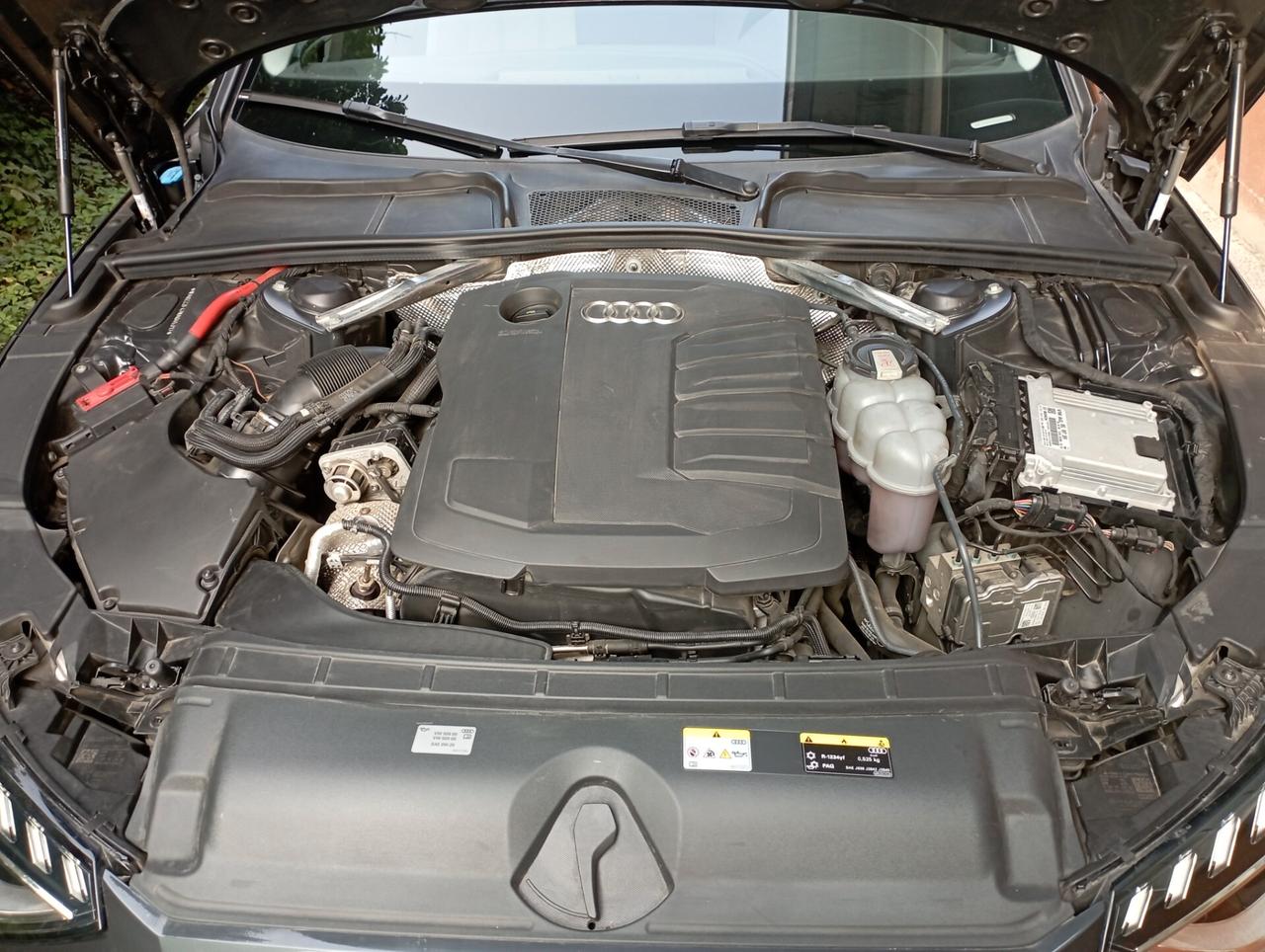Audi 2.0 A4 35 TDI/163 CV S tronic Business