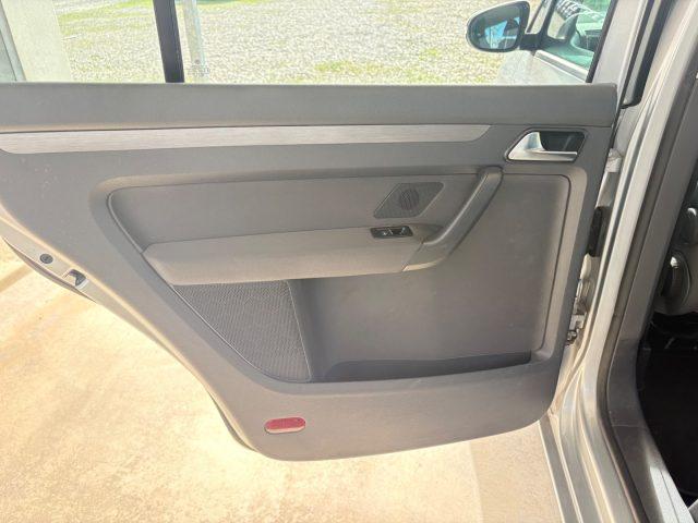 VOLKSWAGEN Touran 1.6 TDI DPF Comfortline BMT 7 POSTI IN PRONTA CONS