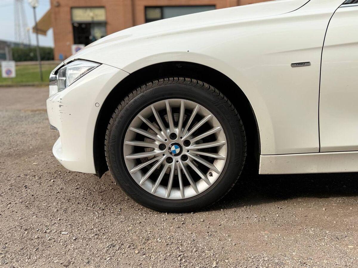 BMW Serie 3 Touring 320d xdrive Luxury navi