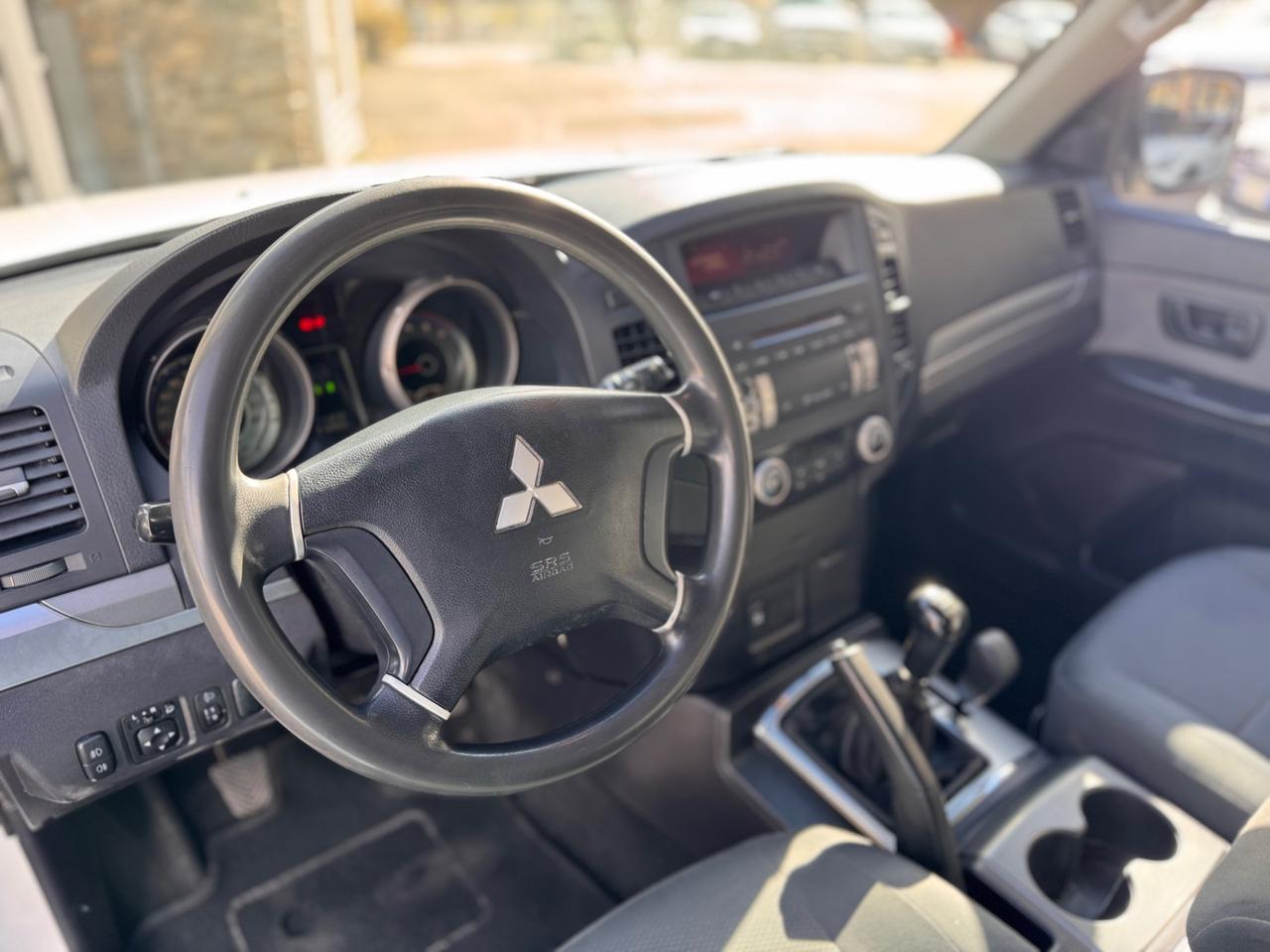 Mitsubishi Pajero 3.2 DI-D 16V 5p. Intense DPF