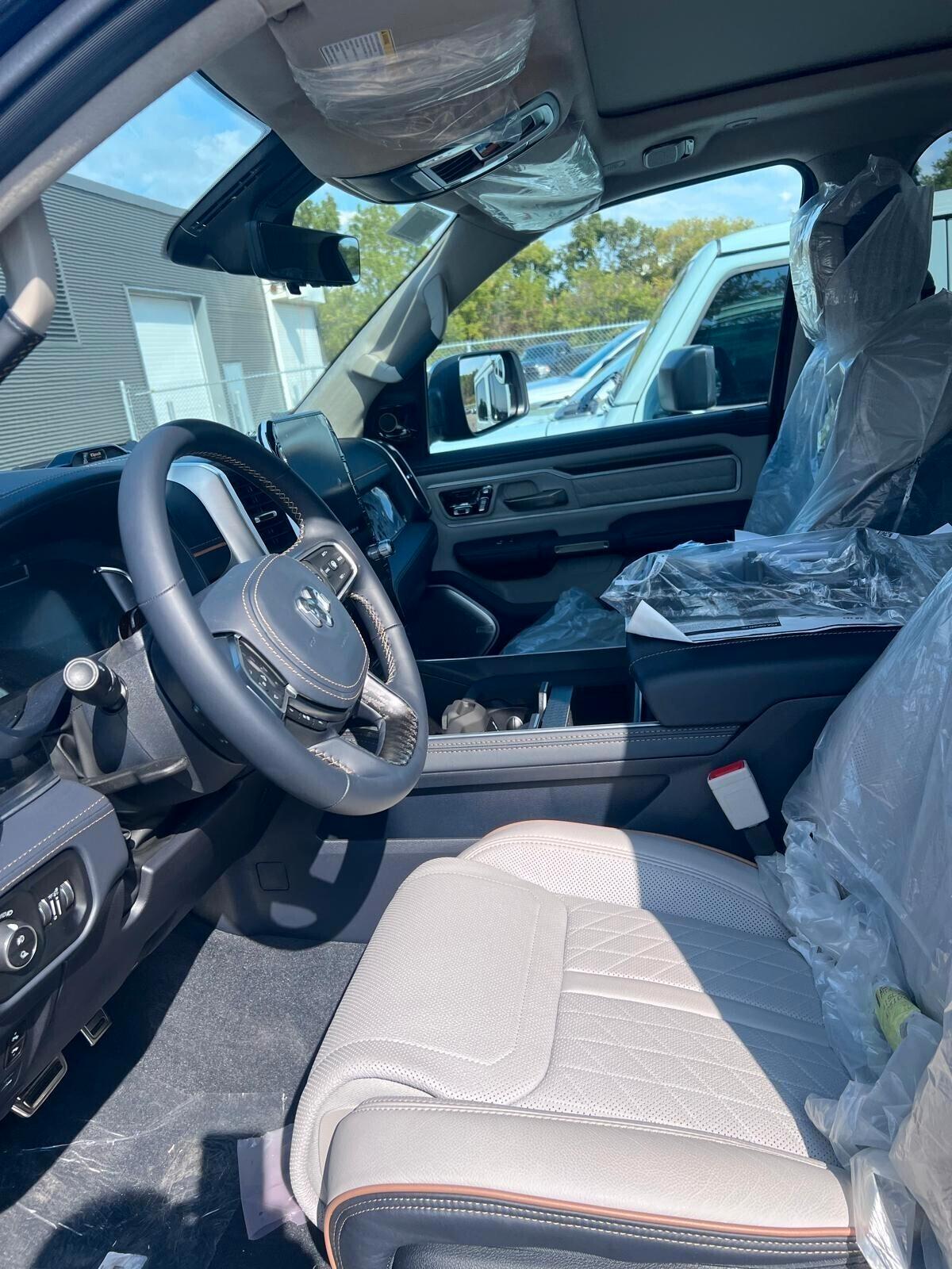 Dodge RAM 1500 TUNGSTEN CREW CAB 4x4 3.0L HO - 2025