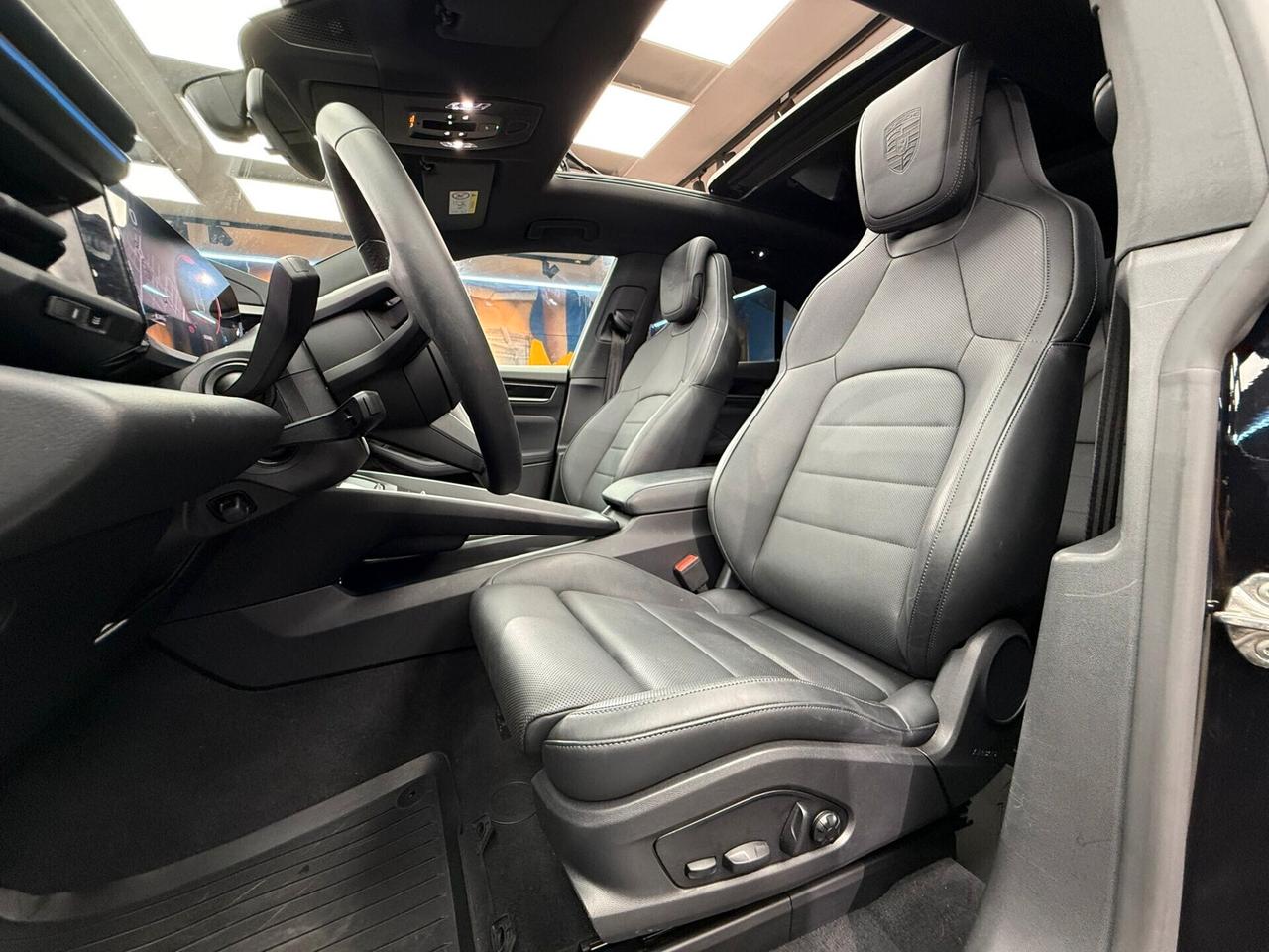 Porsche Macan 4S (810)