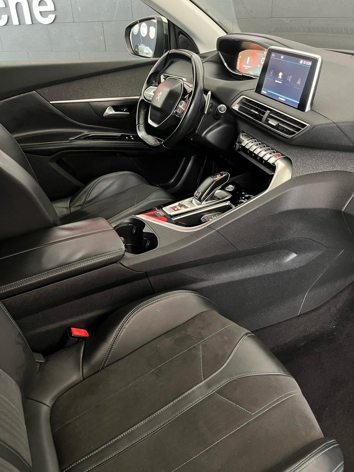 Peugeot 5008 BlueHDi 120 S&S Allure