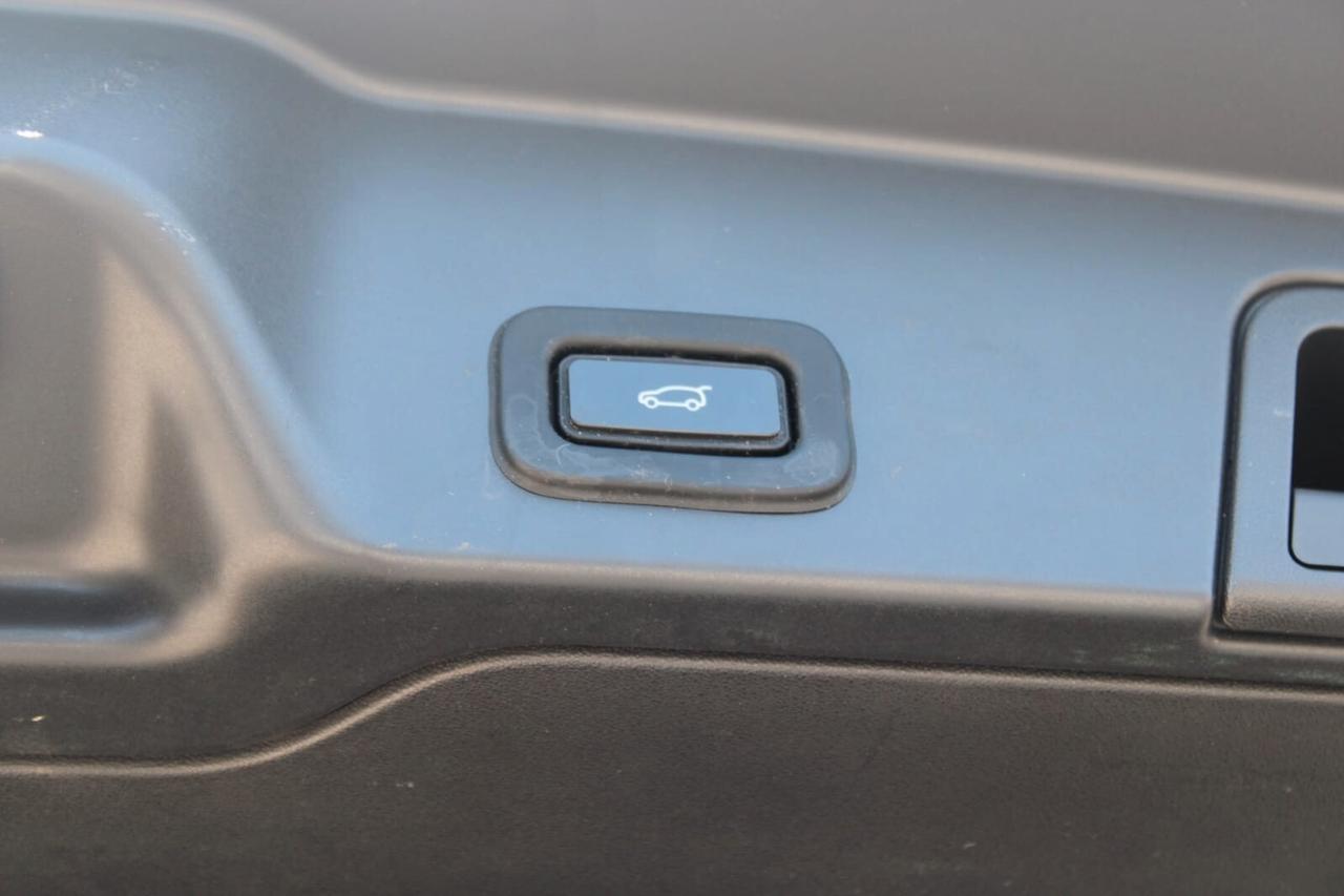 Land Rover Range Evoque Tua A SOLI 401€ al mese Anticipo Zero