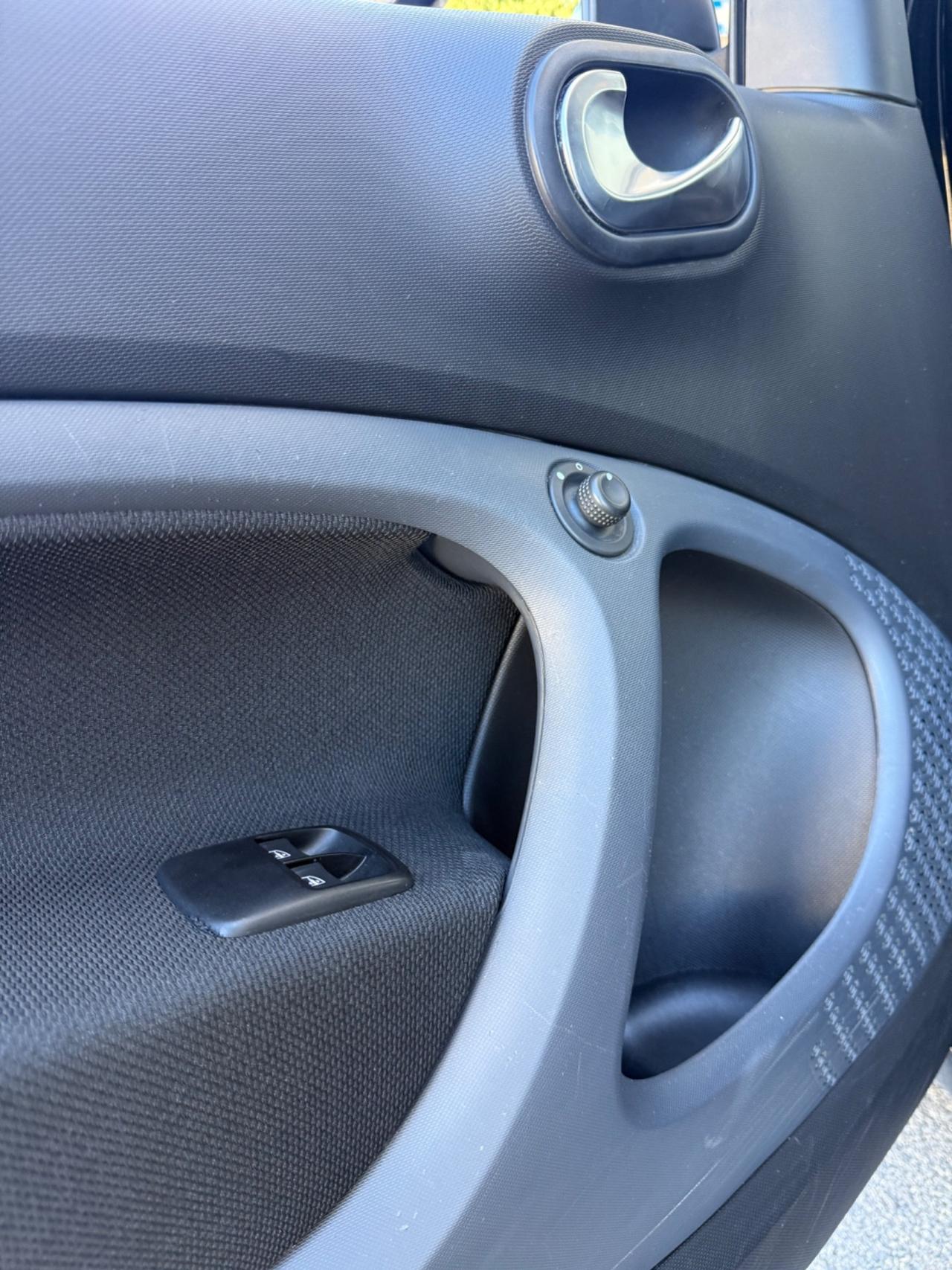 Smart ForTwo Prime TETTO PANORAMICO,INTERNI IN PELLE,TELECAMERA,NAVIGATORE.FULL LED,BLUETOOTH