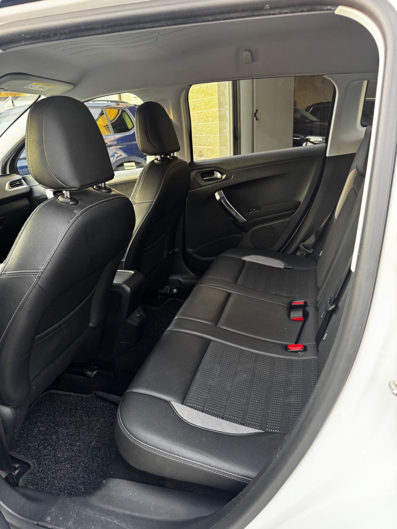 Peugeot 2008 1.6 e-HDi 92 CV Stop&Start ETG6 Allure