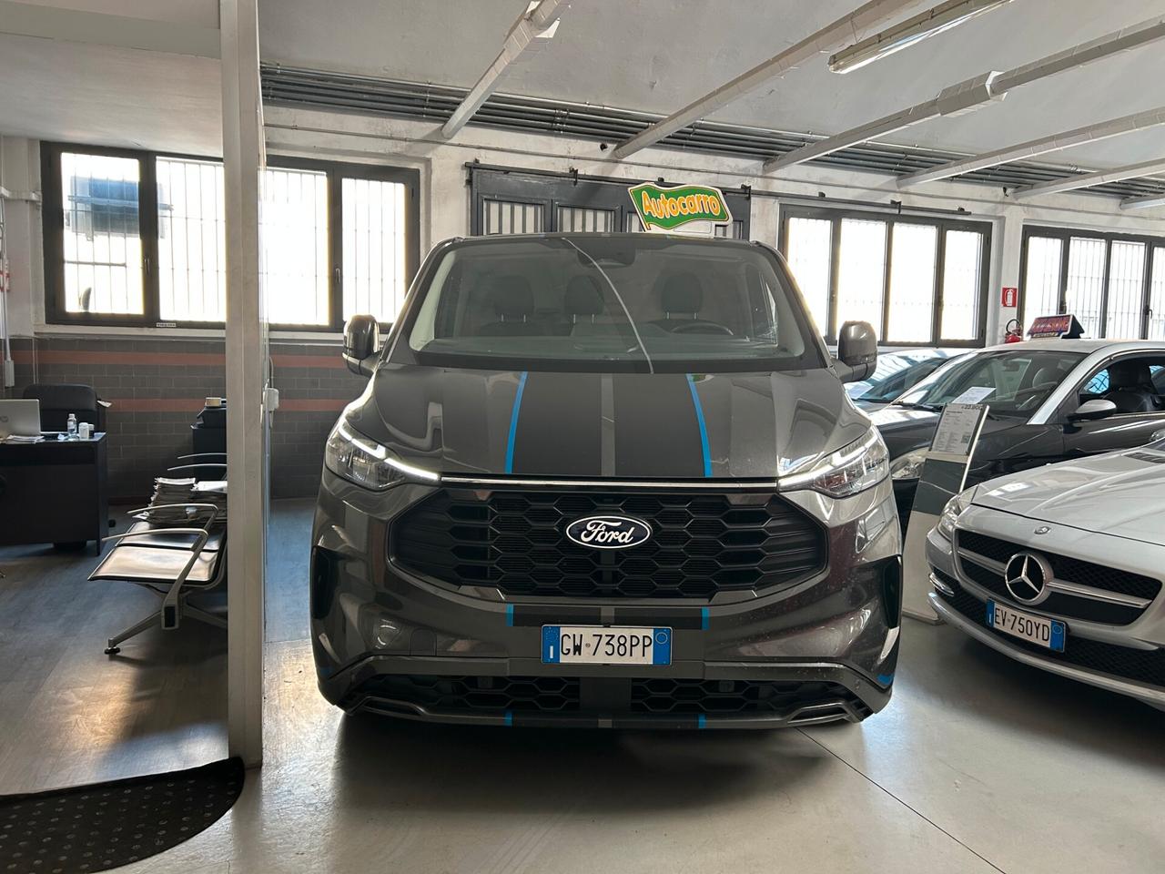 Ford Transit Custom passo lungo cambio automatico