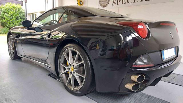 FERRARI California 13000km pari al nuovo IVA esposta