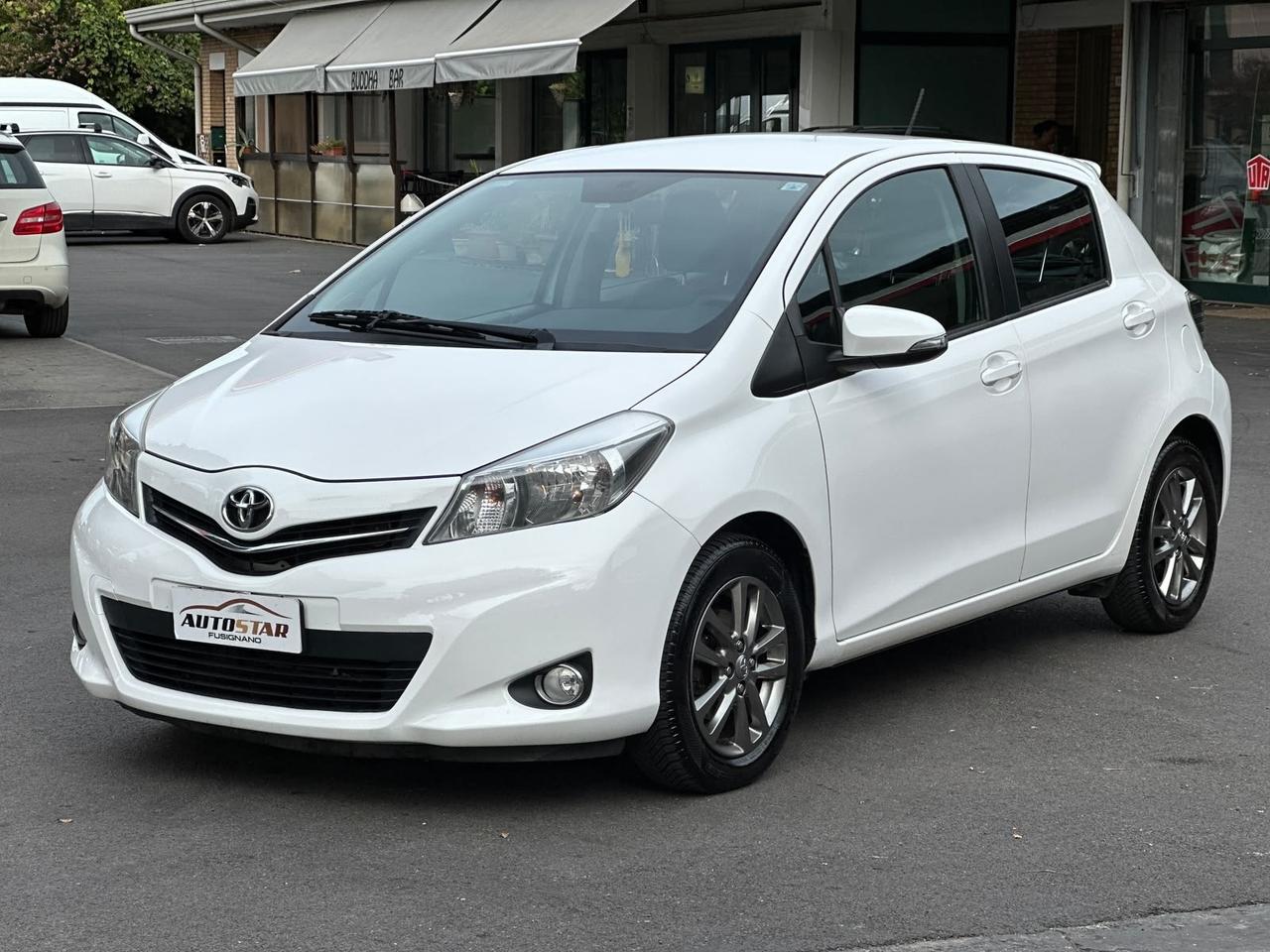 Toyota Yaris 1.0 5 porte Active