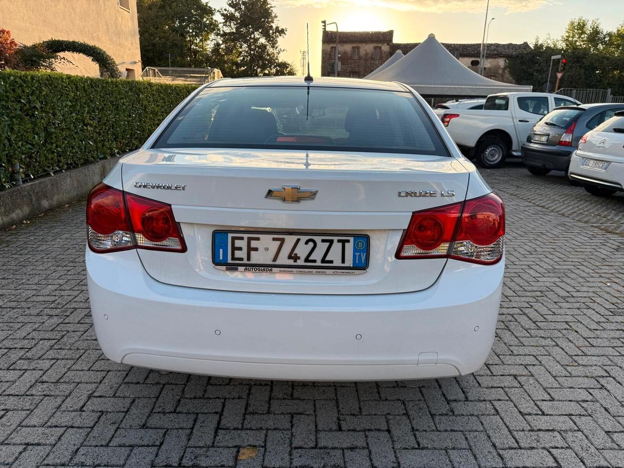 Chevrolet Cruze 1.6 LS