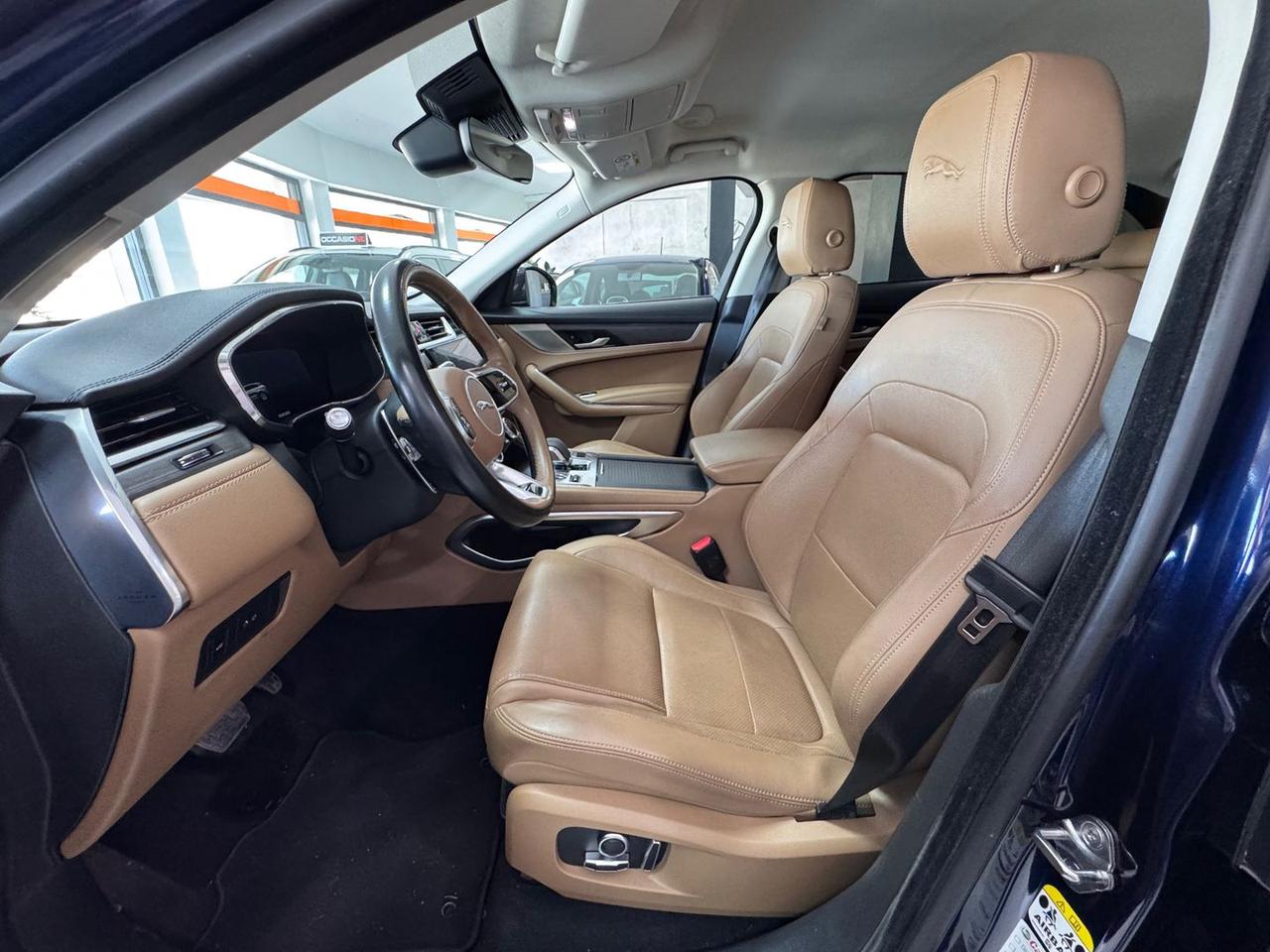 Jaguar F-Pace S D 200 MHEV -- PRESTIGE