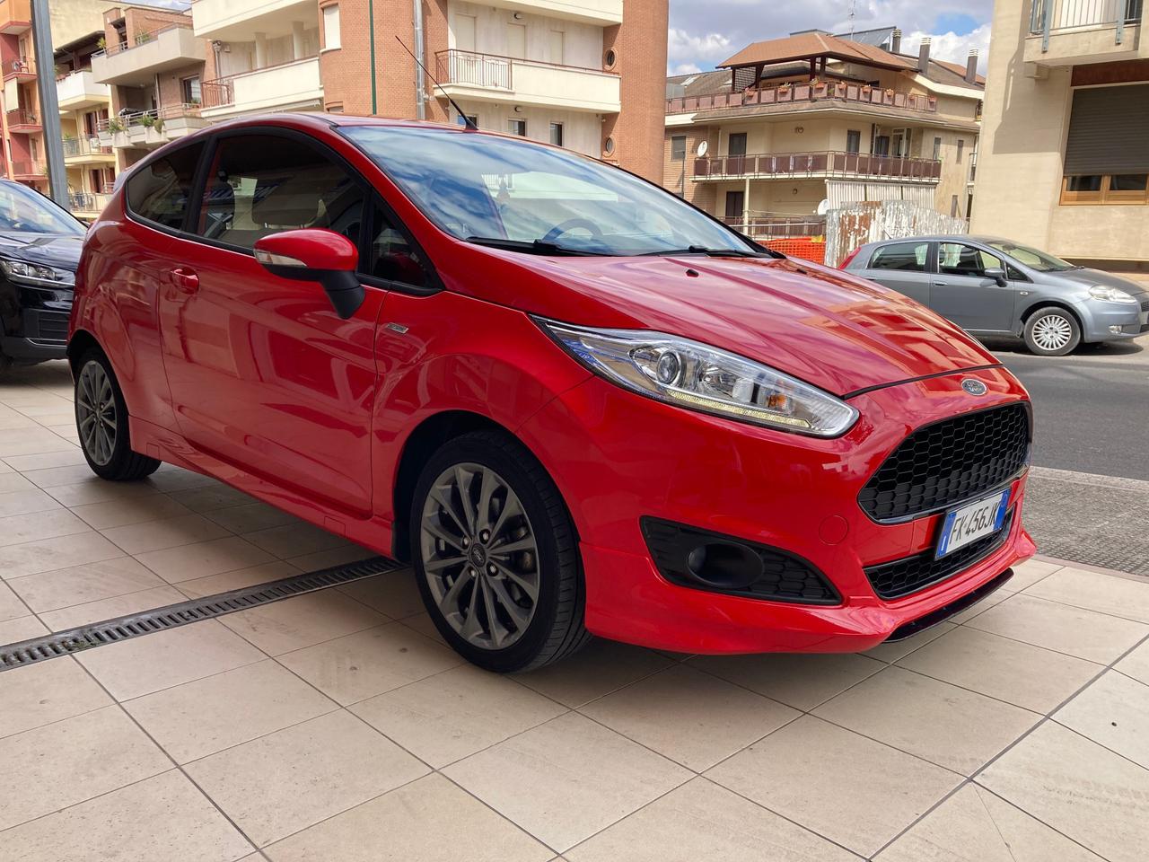 Ford Fiesta 1.5 TDCi 75CV 3 porte ST-Line