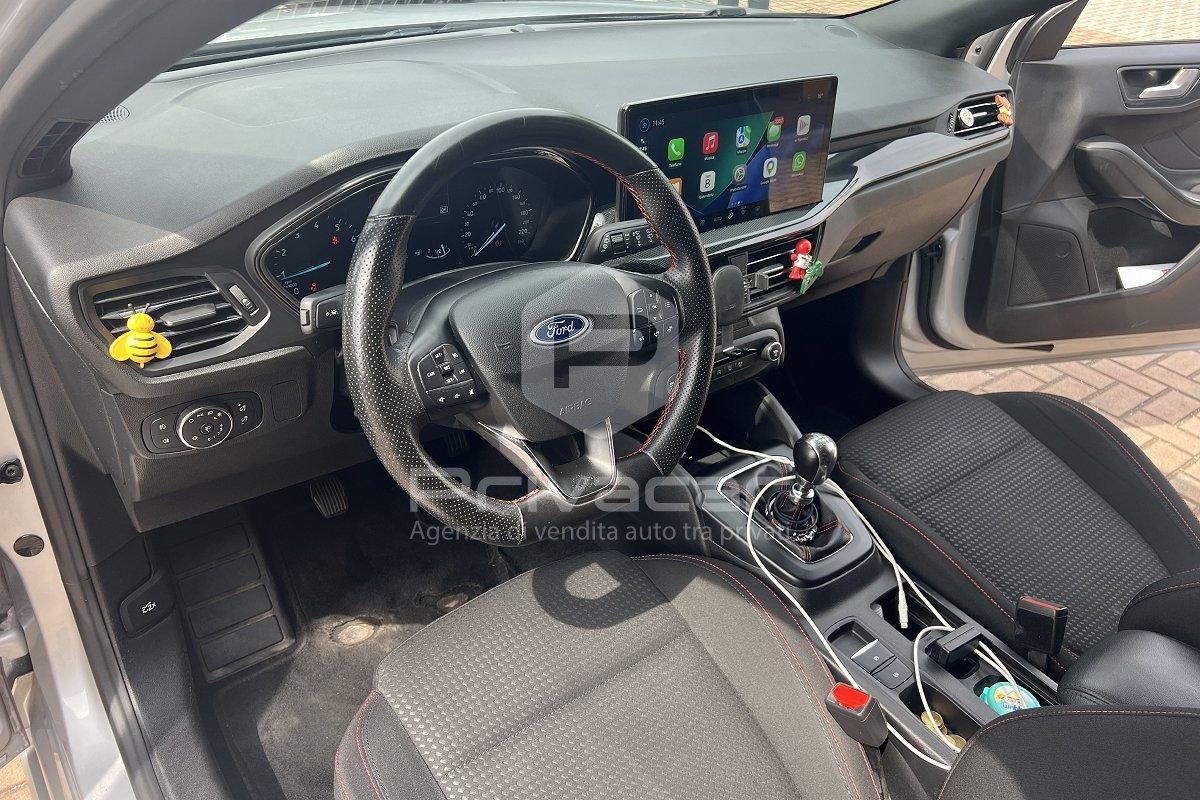 FORD Focus 1.0 EcoBoost Hybrid 125 CV 5p. ST-Line
