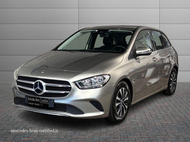 MERCEDES-BENZ B 180 Sport