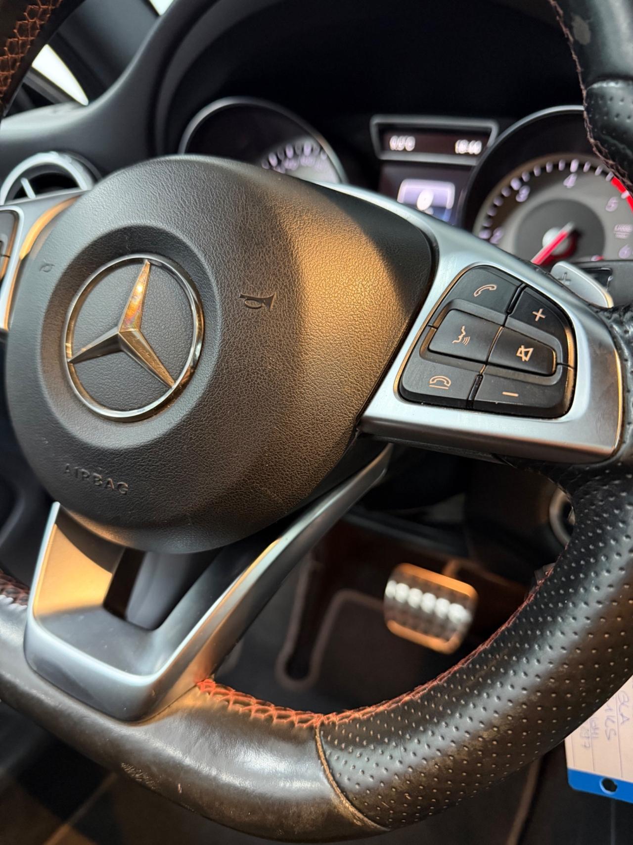 Mercedes GLA 200 d AMG Premium FINANZIABILE