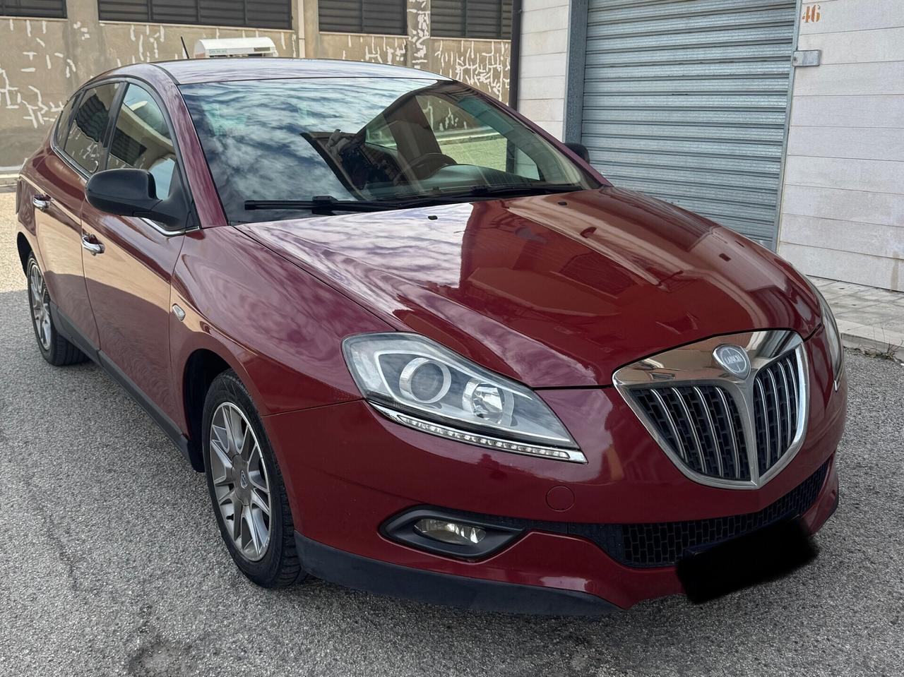 Lancia Delta 1.6 MJT DPF Gold