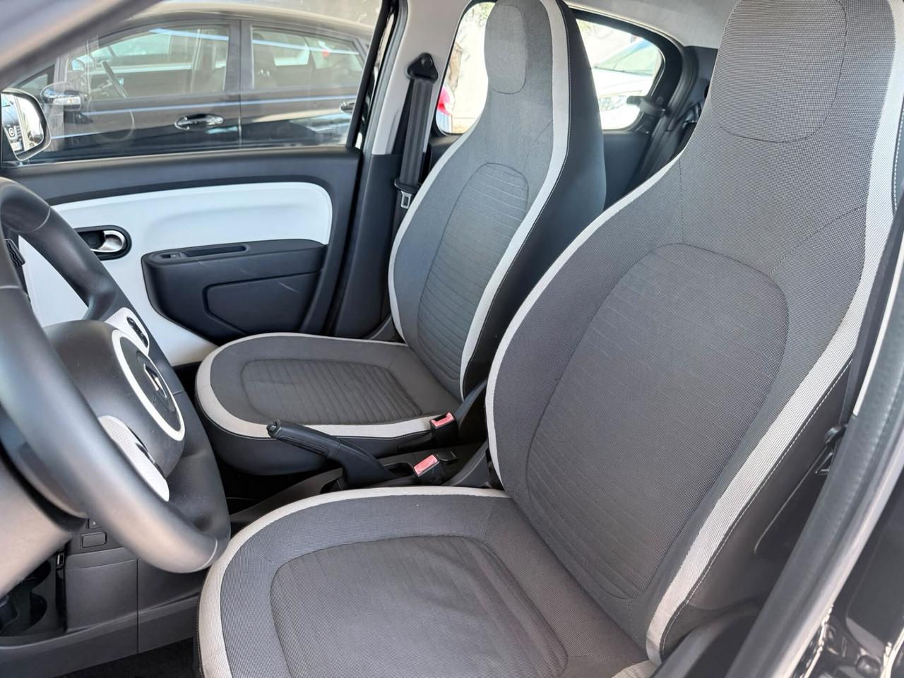 Renault Twingo 1.0 SCe Live