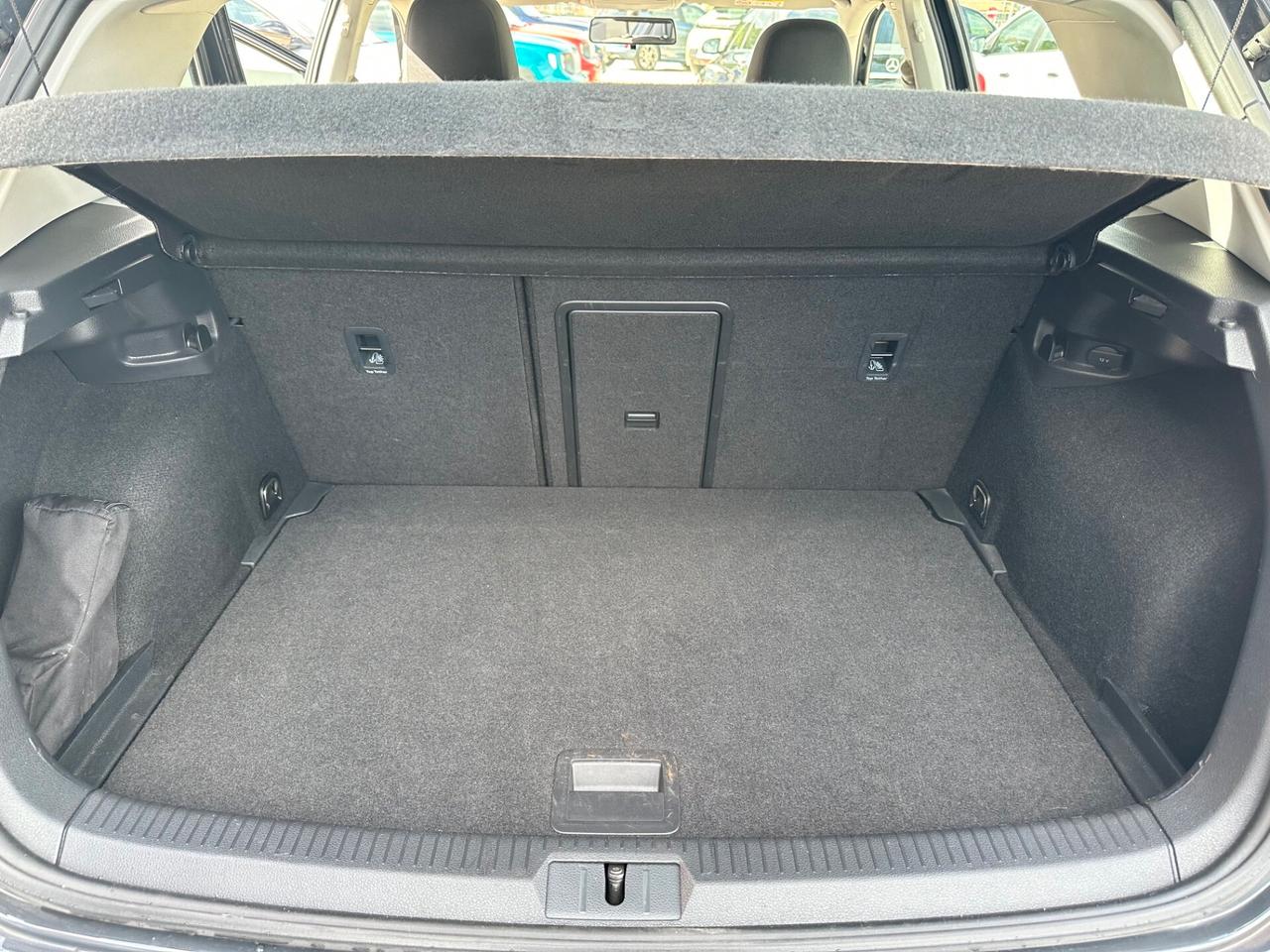 Volkswagen Golf 1.5 TGI DSG 5p. Business BlueMotion Technology