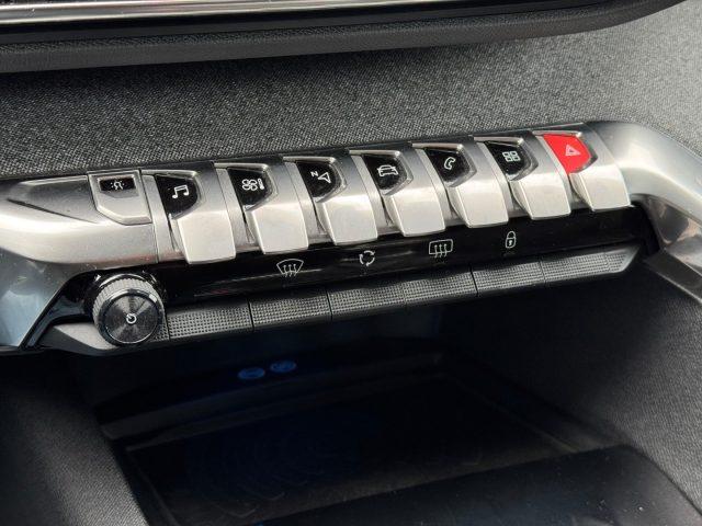 PEUGEOT 3008 PureTech Turbo 130 Allure 360/Full-led/Ambient lig