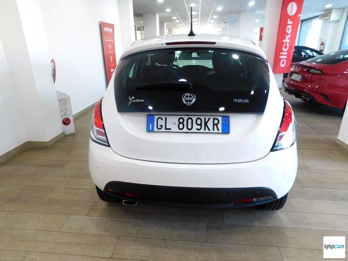 LANCIA - Ypsilon - 1.0 FireFly 5p.S&S Hybryd Gold