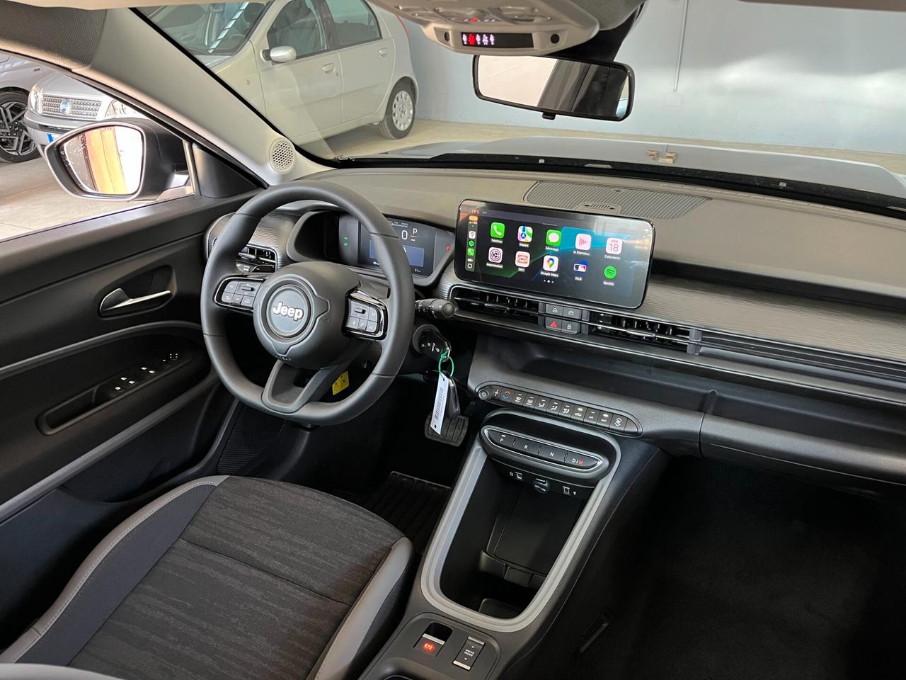 Jeep Avenger 1.2cc E-HYBRID 100cv C/AUT. LONGITUDE KM0