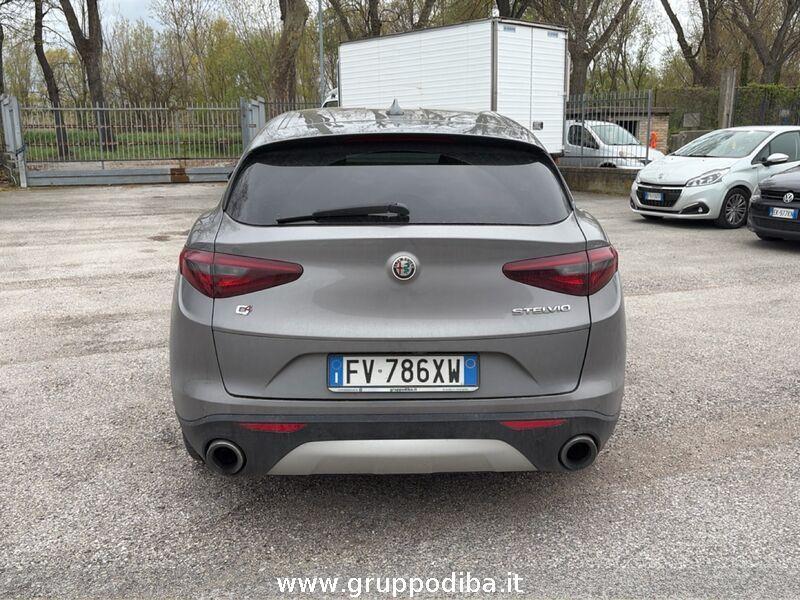 Alfa Romeo Stelvio 2017 Diesel 2.2 t Executive Q4 210cv auto my19