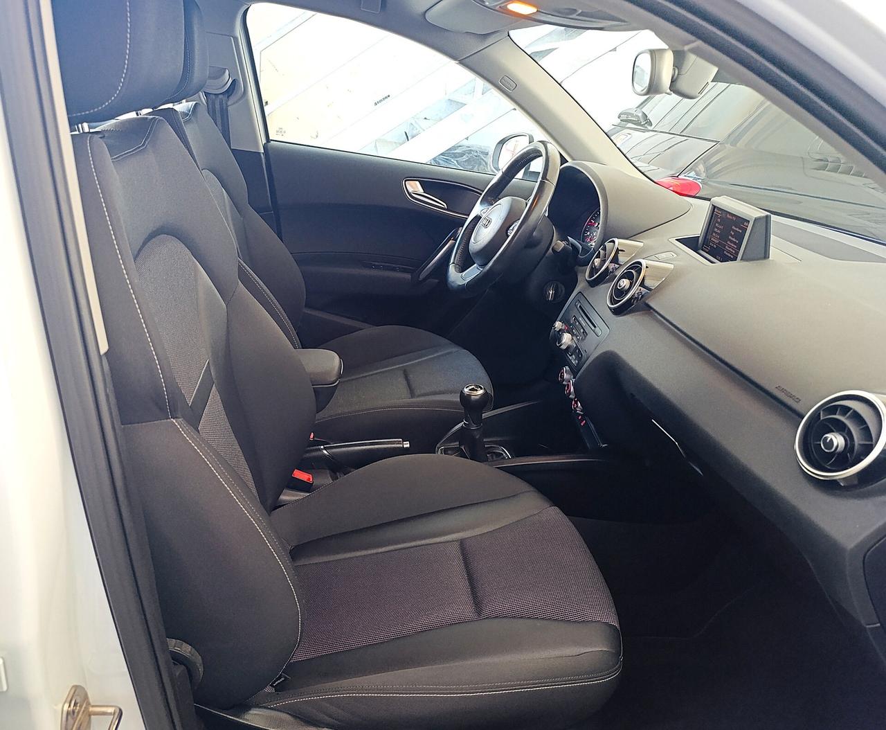 Audi A1 SPB 1.6 TDI 90cv Ambition S-Line esterno - Uniproprietario