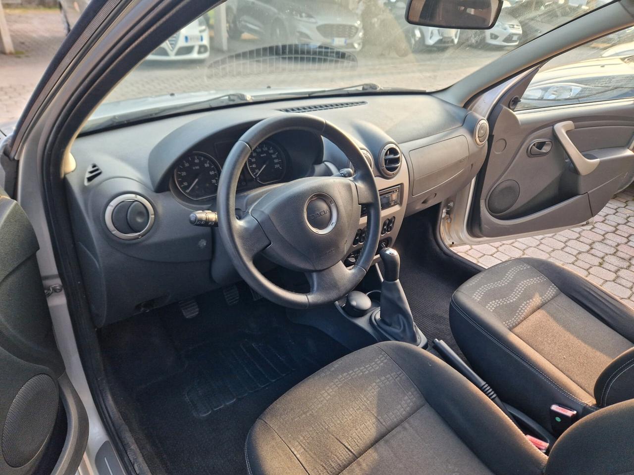 Dacia Sandero 1.2 16V Lauréate OK NEO PATENTATI