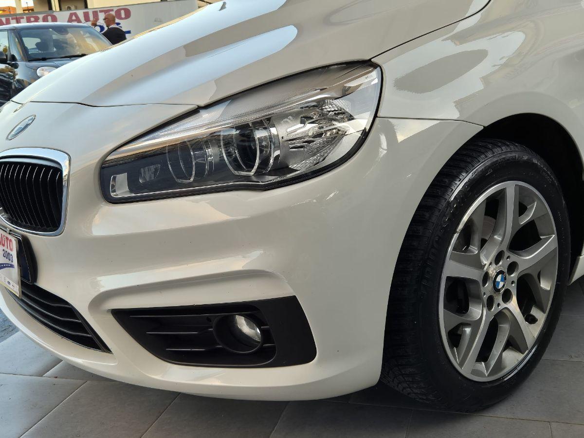 BMW - Active Tourer - 216d Luxury