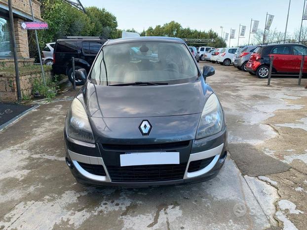 RENAULT - Scénic X-Mod - 1.5 dCi 110CV Dynamique