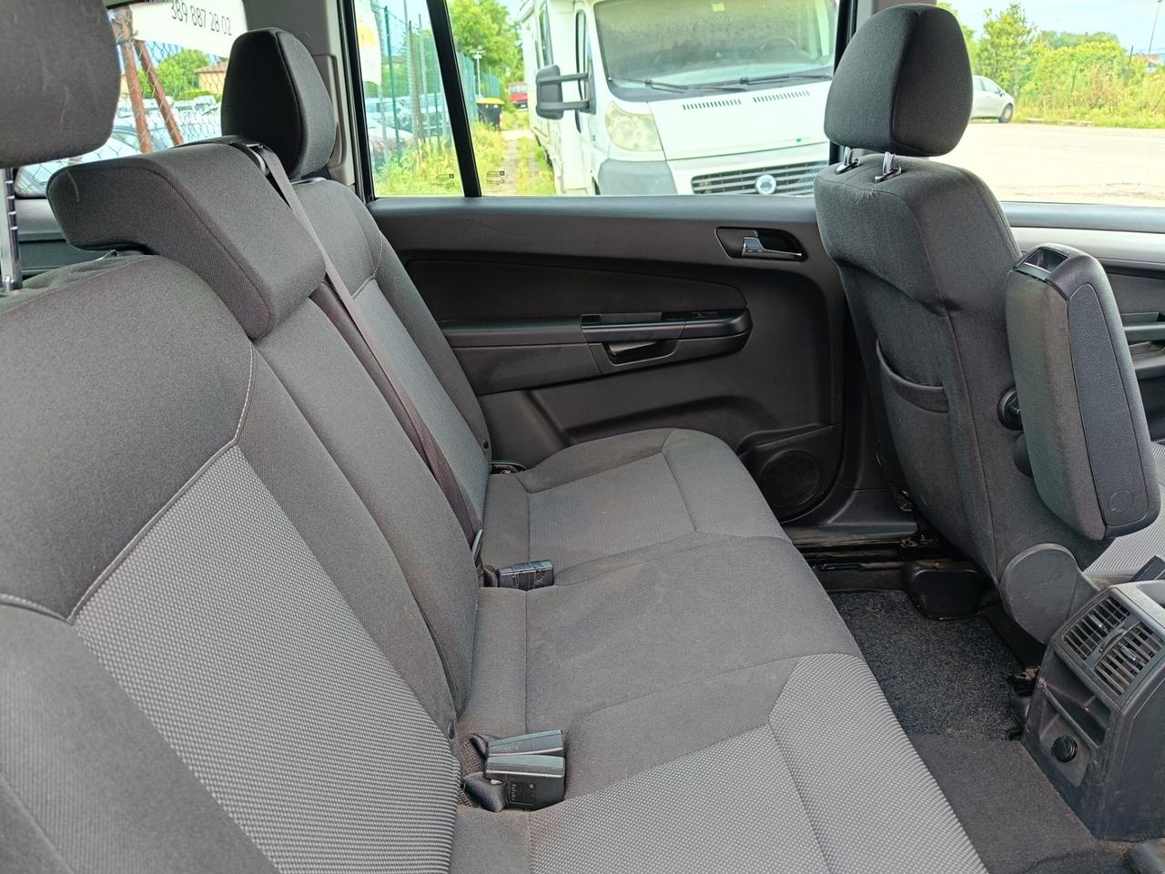 Opel Zafira 1.6 benzina 7 POSTI