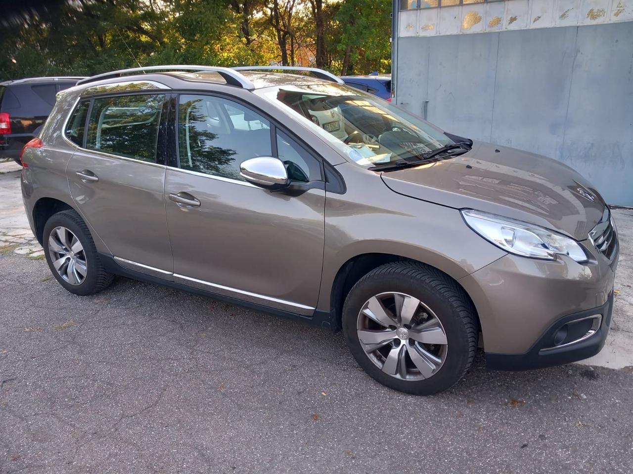 Peugeot 2008 PureTech 82 Allure