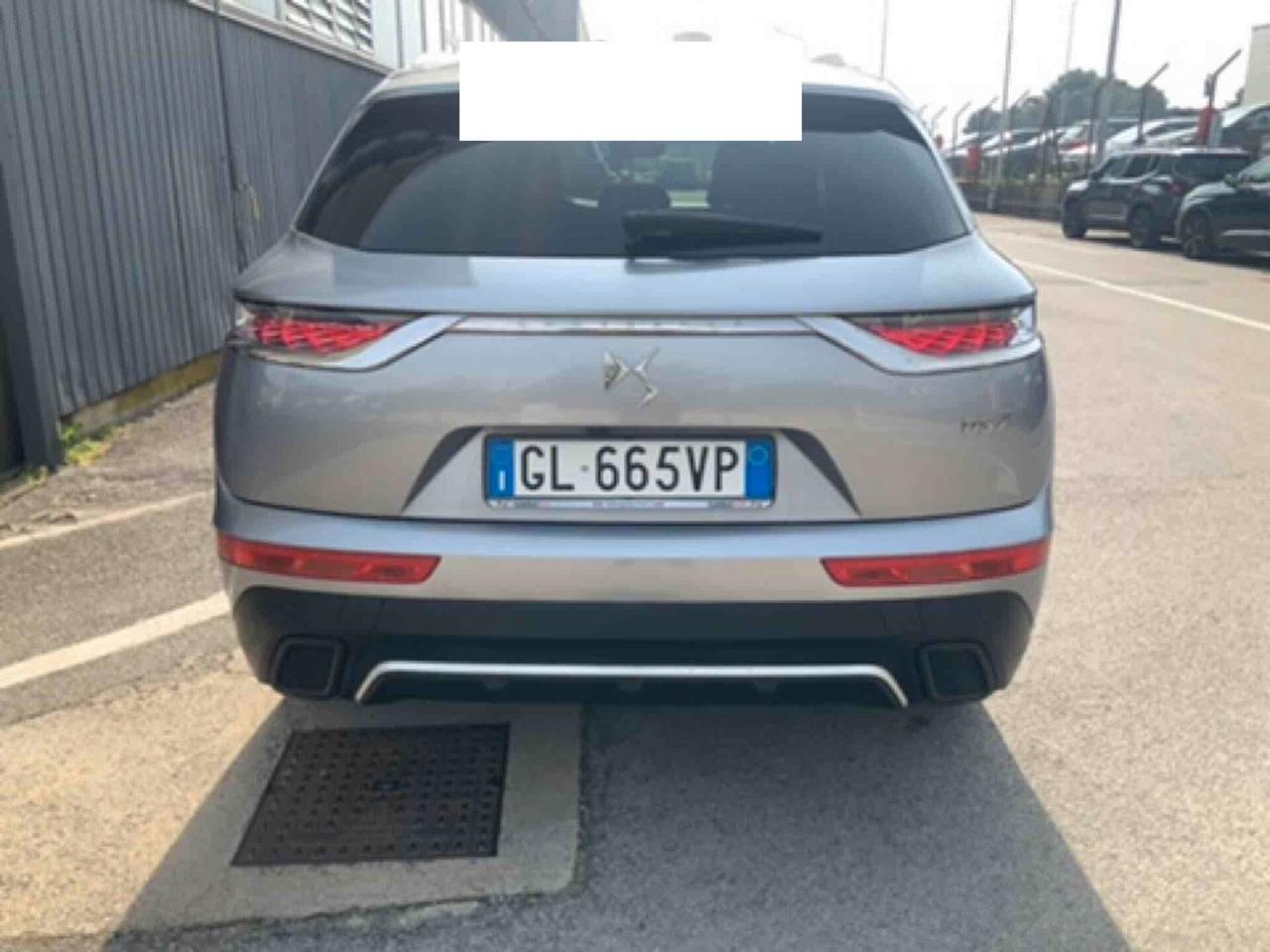 DS 7 CROSSBACK 1.5 BLUEHDI 130CV AUT. GRAND CHIC ( FARI LED - COCKPIT - CRUISE - PELLE - NAVI - MIRROR - PDC - TELECAMERA POST. - CERCHI 20 )