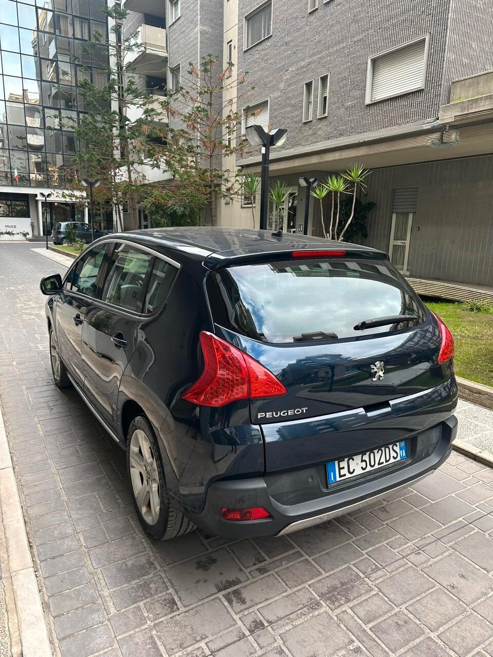 Peugeot 3008 1.6 HDi 110CV Outdoor