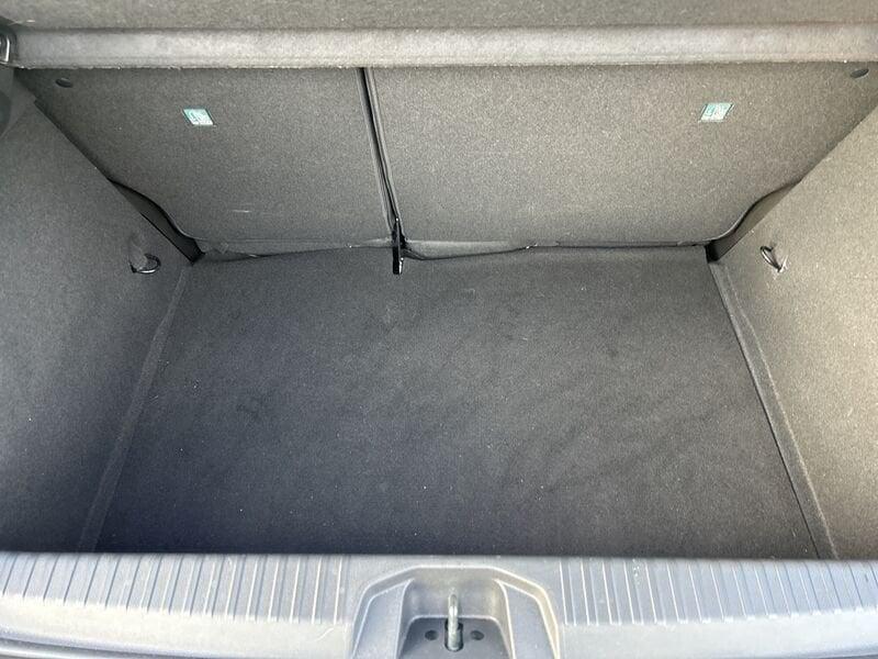 Renault Clio V 2019 1.0 tce Intens Gpl 100cv my21