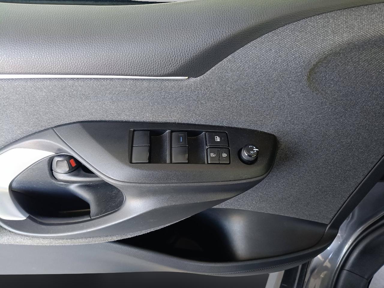 TOYOTA Yaris IV 2020 - Yaris 1.5h Trend