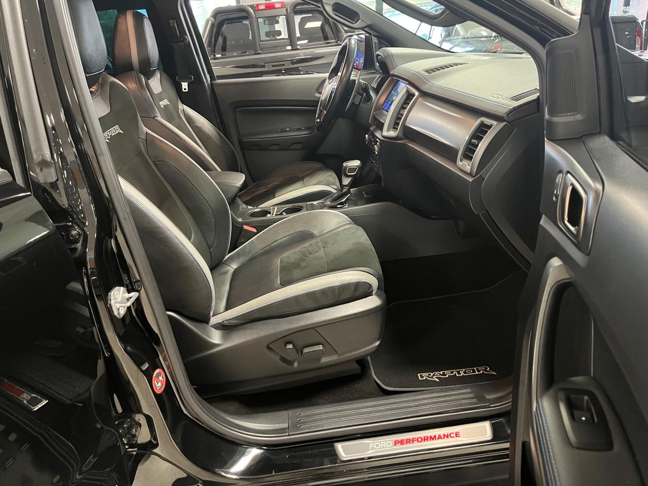 Ford Ranger Raptor 2.0 tdci 213cv TOTAL BLACK +rialzo