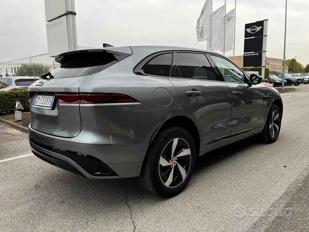 JAGUAR F-PACE 2.0 D 204CV AWD AUT.R-DYNAMIC S